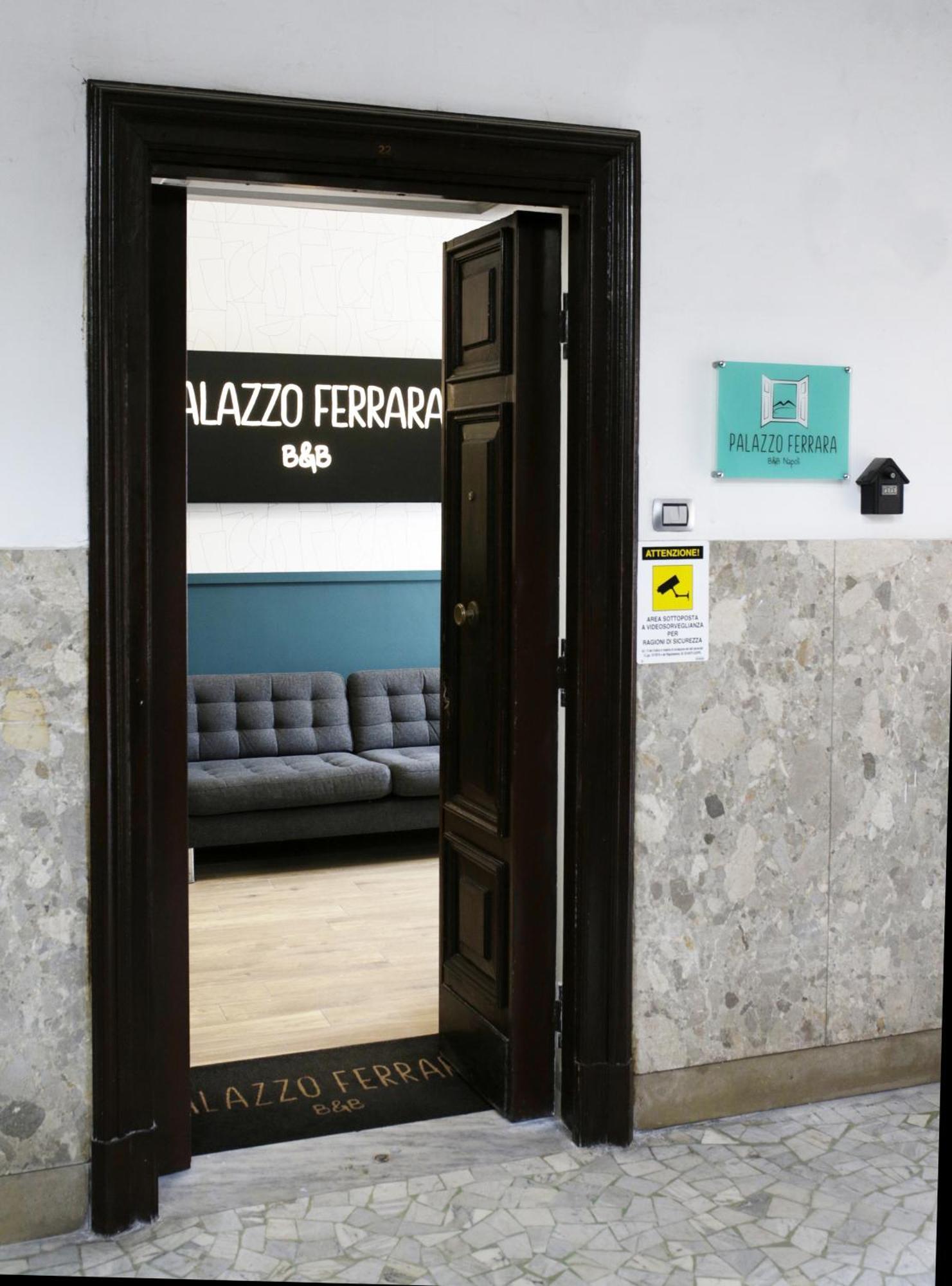 ナポリ Palazzo Ferrara Bed & Breakfast エクステリア 写真